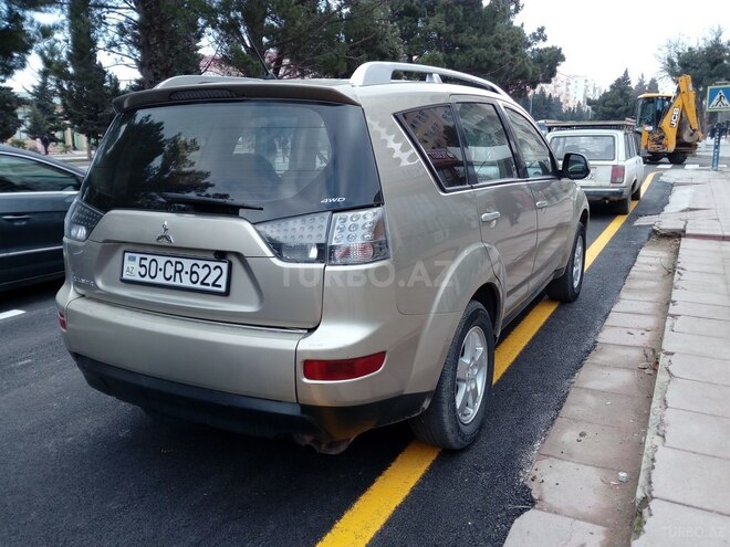Mitsubishi Outlander 2007, 267,000 km - 2.4 л - Sumqayıt