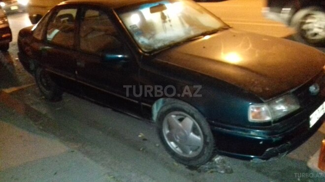 Opel Astra 1994, 250,000 km - 2.0 l - Bakı
