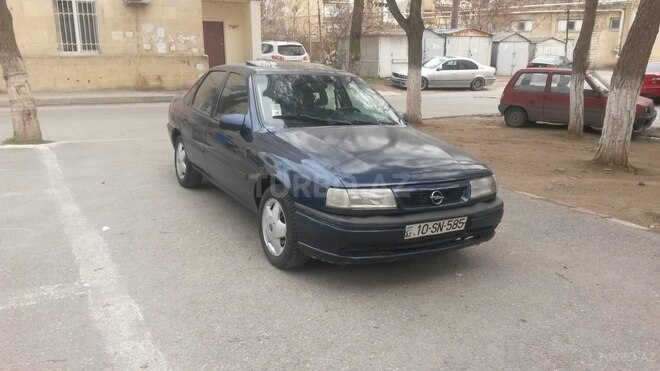 Opel Vectra 1994, 196,000 km - 1.8 l - Bakı
