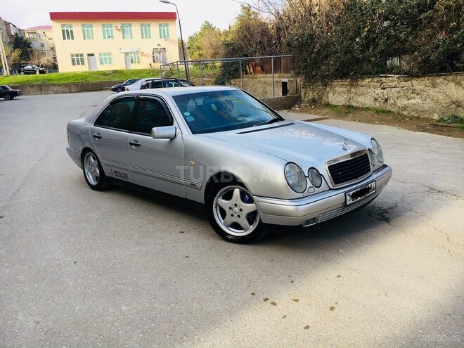 Mercedes E 240 1998, 297,450 km - 2.4 л - Sumqayıt