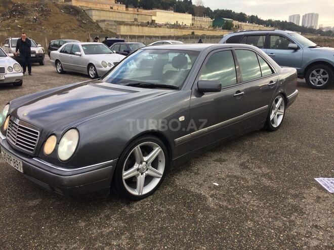 Mercedes E 280 1997, 386,000 km - 2.8 l - Sumqayıt