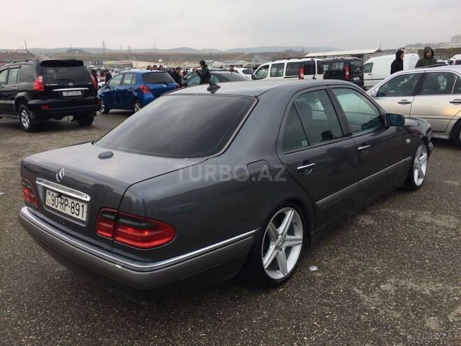 Mercedes E 280 1997, 386,000 km - 2.8 l - Sumqayıt