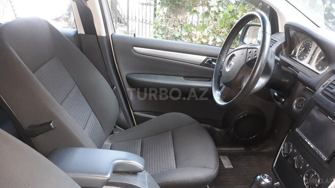 Mercedes B 170 2009, 57,000 km - 1.7 l - Bakı