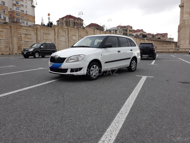 Skoda Fabia 2013, 160,900 km - 1.2 l - Bakı