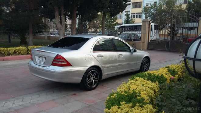 Mercedes C 240 2001, 195,000 km - 2.4 l - Sumqayıt