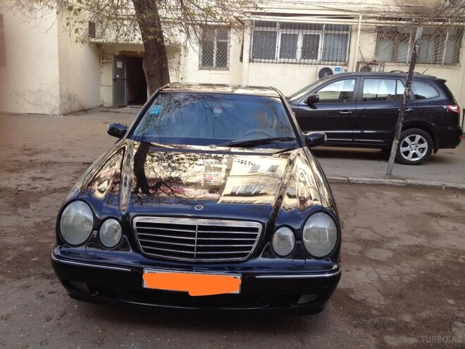 Mercedes E 240 2001, 198,000 km - 2.4 l - Bakı