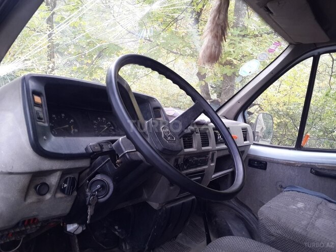GAZ 330200 2002, 248,352 km - 2.3 l - Quba