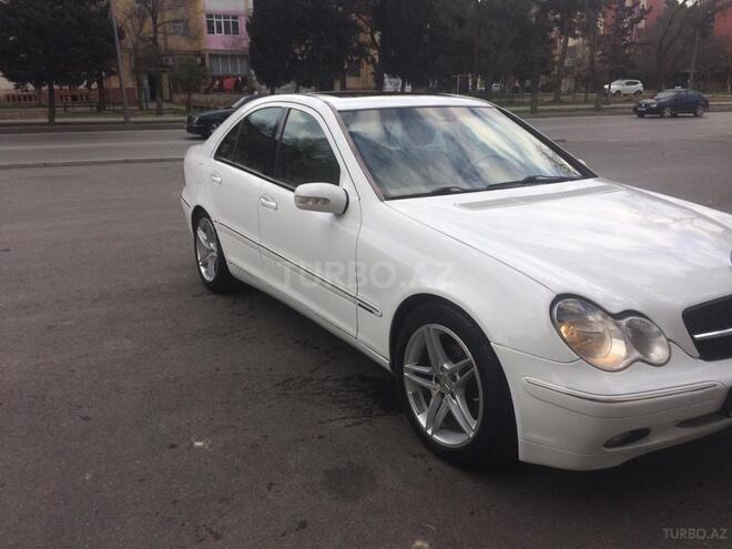 Mercedes C 240 2001, 232,300 km - 2.4 л - Bakı