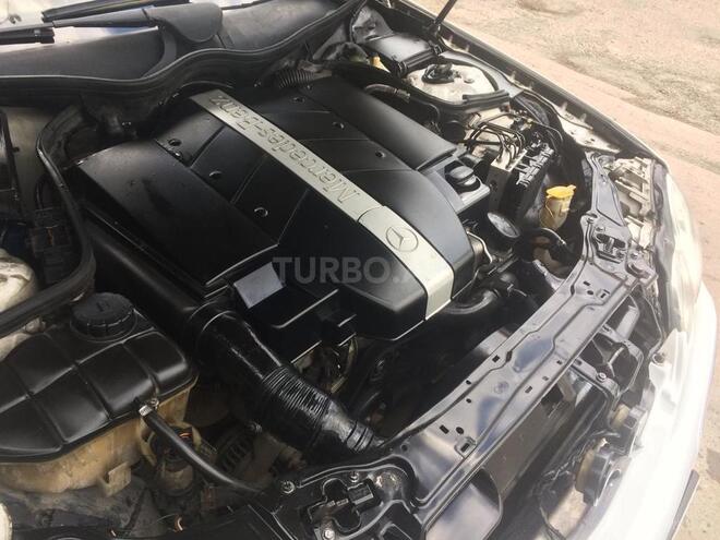 Mercedes C 240 2001, 232,300 km - 2.4 л - Bakı