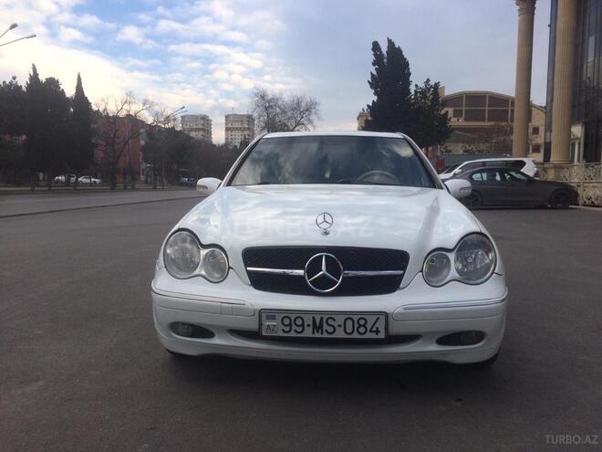 Mercedes C 240 2001, 232,300 km - 2.4 л - Bakı