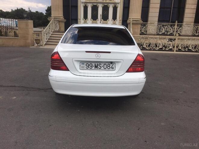 Mercedes C 240 2001, 232,300 km - 2.4 л - Bakı