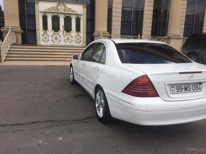 Mercedes C 240 2001, 232,300 km - 2.4 л - Bakı
