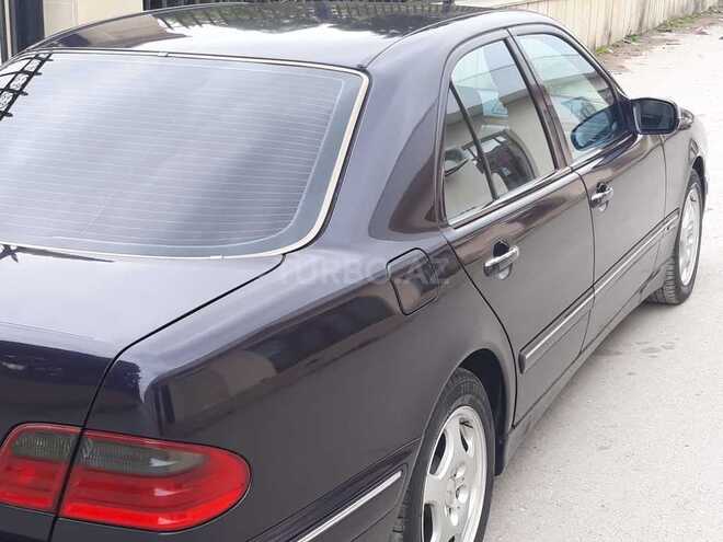 Mercedes E 270 1999, 364,200 km - 2.7 l - Bakı