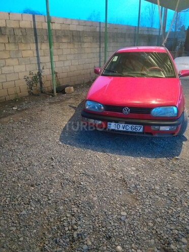 Volkswagen Golf 1994, 200,000 km - 2.0 l - İmişli