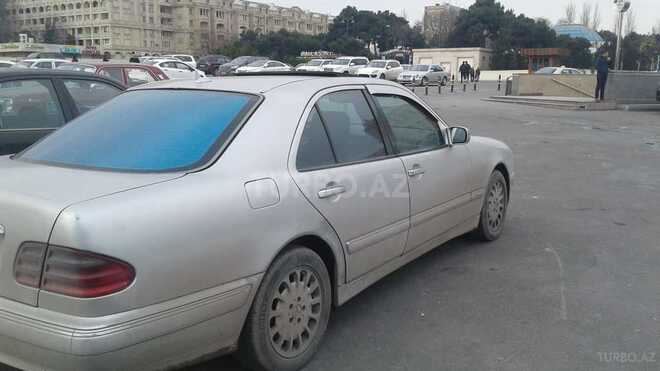 Mercedes E 280 1997, 45,200 km - 0.3 l - Bakı