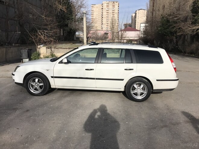Ford Mondeo 2005, 255,000 km - 2.0 l - Bakı