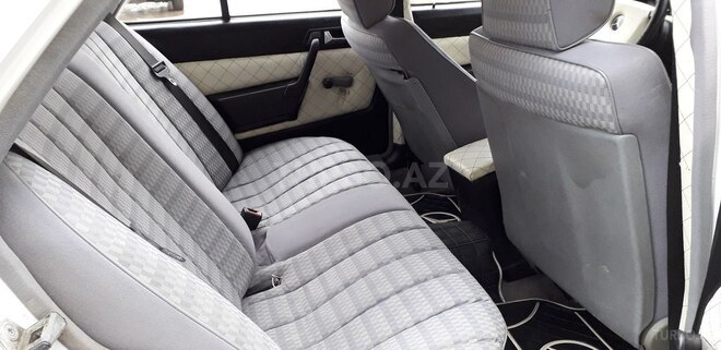 Mercedes 190 1990, 238,000 km - 2.0 l - Bakı