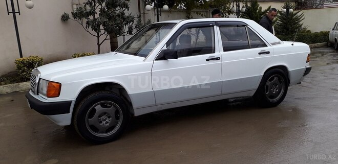 Mercedes 190 1990, 238,000 km - 2.0 l - Bakı
