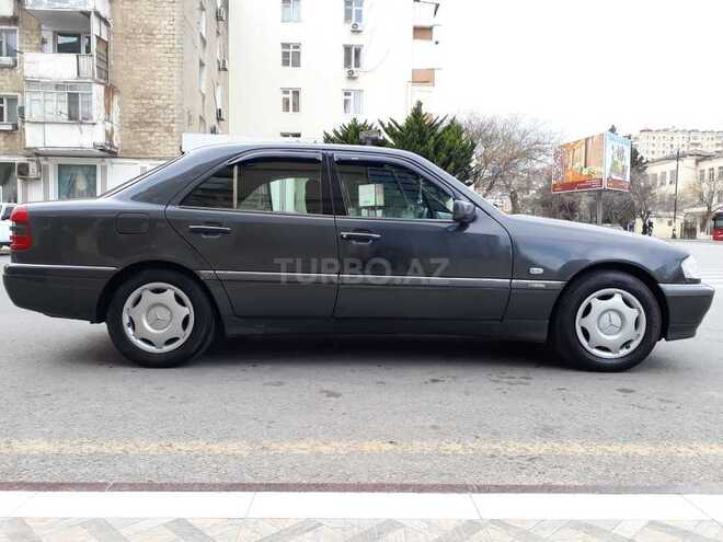 Mercedes C 220 1994, 230,000 km - 2.2 l - Bakı