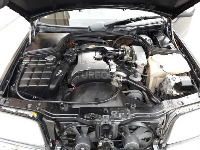 Mercedes C 220 1994, 230,000 km - 2.2 l - Bakı