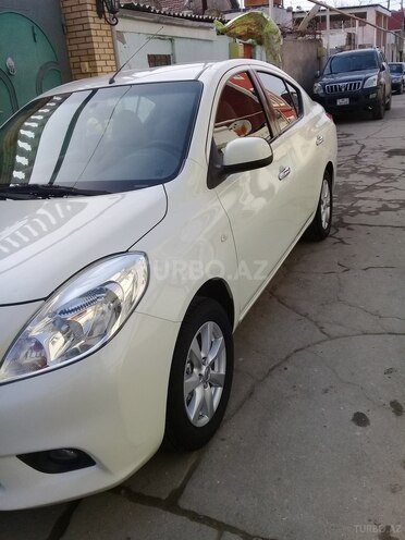 Nissan Sunny 2012, 203,600 km - 1.5 l - Bakı