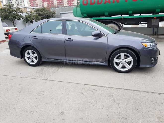 Toyota Camry 2014, 75,000 km - 2.5 л - Şəmkir