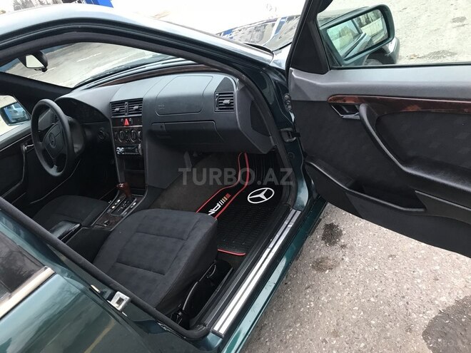Mercedes C 200 1996, 240,000 km - 2.0 l - Sumqayıt
