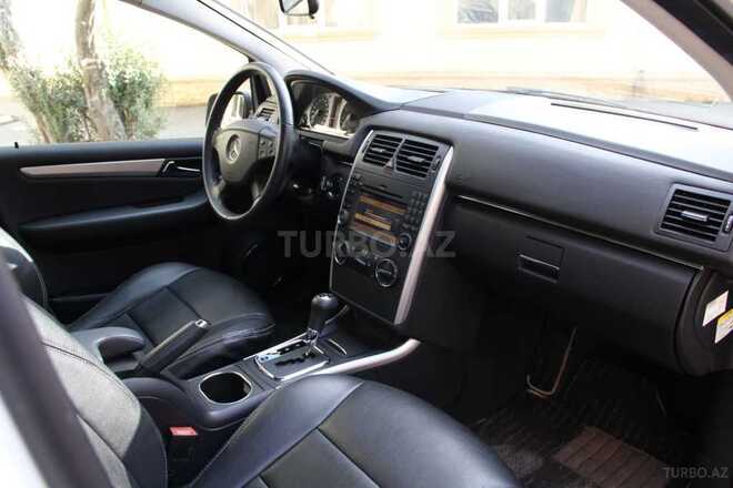 Mercedes B 180 2009, 35,000 km - 1.7 л - Bakı