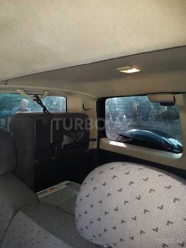 Nissan Patrol 2005, 250,000 km - 4.8 l - Bakı