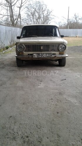 LADA (VAZ) 21011 1980, 349,000 km - 1.5 l - Zaqatala