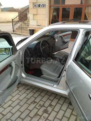 Mercedes C 230 1999, 220,000 km - 2.3 l - Neftçala