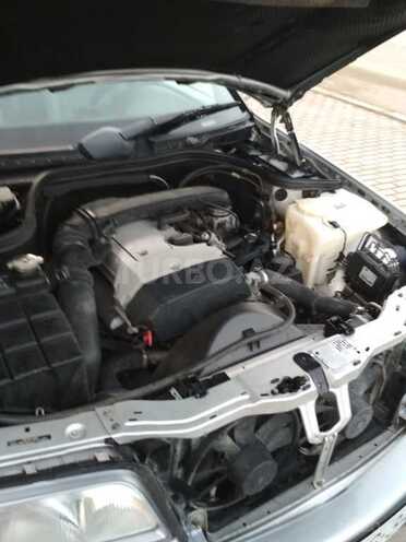 Mercedes C 230 1999, 220,000 km - 2.3 l - Neftçala