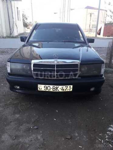 Mercedes 190 1990, 300,000 km - 2.0 l - Salyan