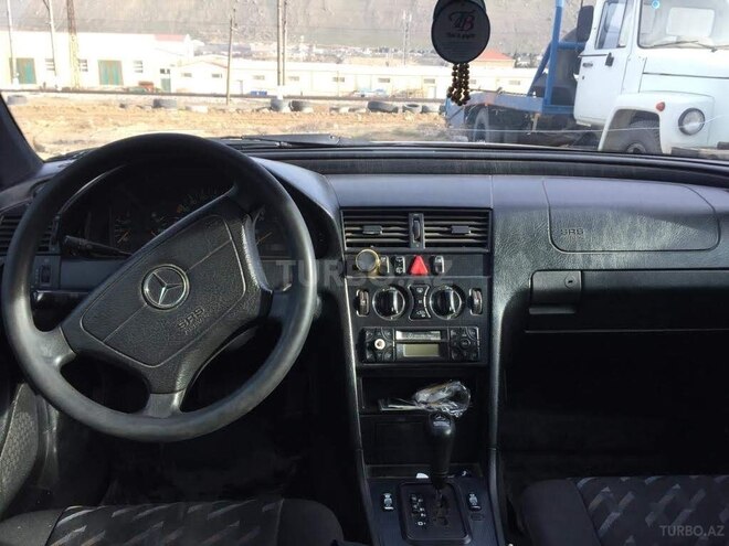 Mercedes C 220 2000, 555,555 km - 2.2 l - Bakı