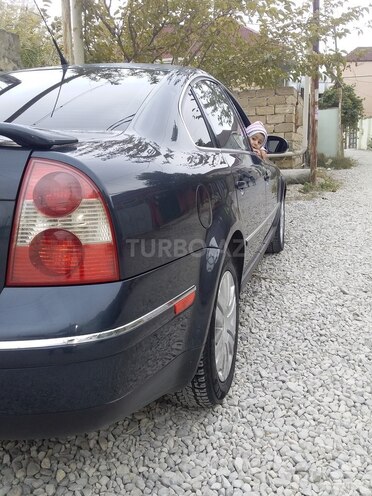 Volkswagen Passat 2004, 220,000 km - 1.8 л - Bakı