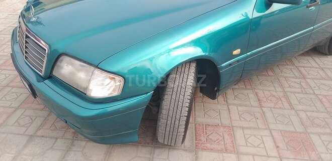 Mercedes C 180 1997, 264,118 km - 1.9 л - Bərdə
