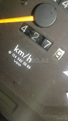 Mercedes E 200 1992, 427,970 km - 0.2 л - Bakı