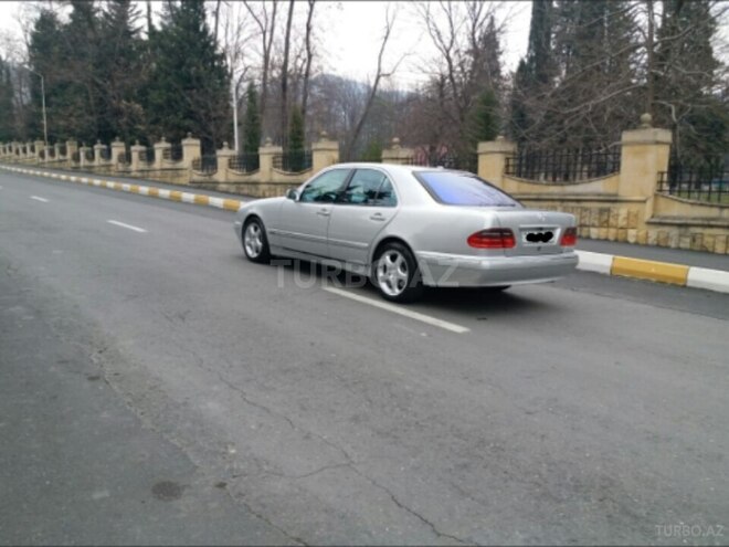 Mercedes E 280 2000, 198,500 km - 2.8 l - Zaqatala