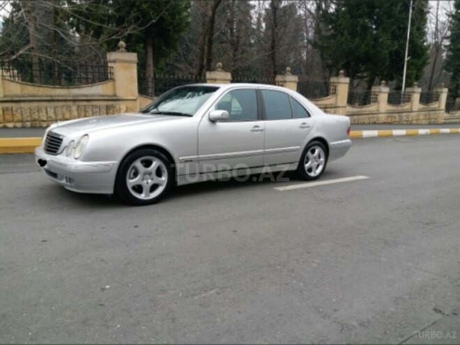 Mercedes E 280 2000, 198,500 km - 2.8 l - Zaqatala