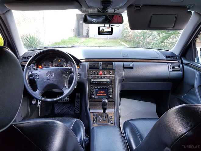 Mercedes E 280 2000, 198,500 km - 2.8 l - Zaqatala
