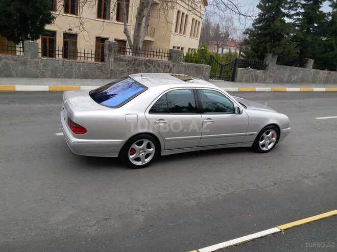 Mercedes E 280 2000, 198,500 km - 2.8 l - Zaqatala