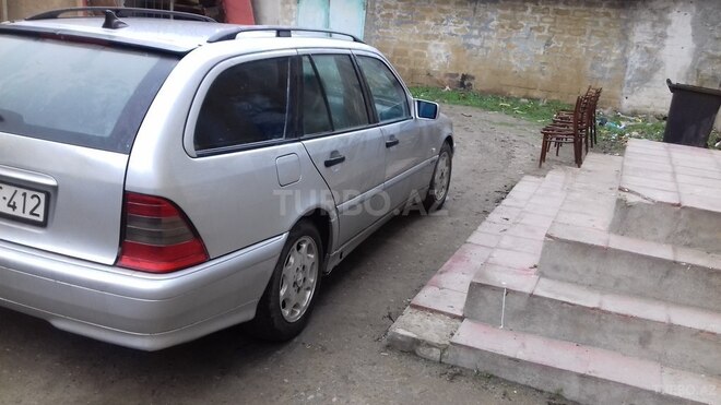 Mercedes C 180 1999, 425,000 km - 1.8 л - Neftçala