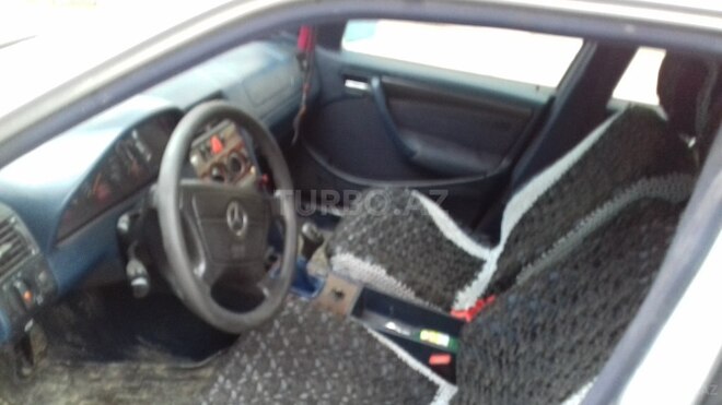 Mercedes C 180 1999, 425,000 km - 1.8 л - Neftçala