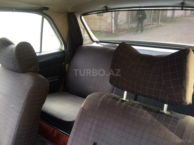 GAZ 24-10 1989, 120,000 km - 2.4 l - Gəncə