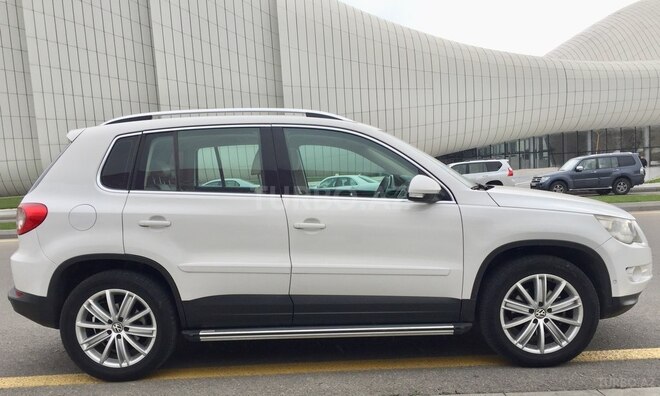 Volkswagen Tiguan 2009, 183,212 km - 2.0 l - Bakı