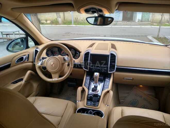 Porsche Cayenne 2013, 66,320 km - 3.6 l - Bakı
