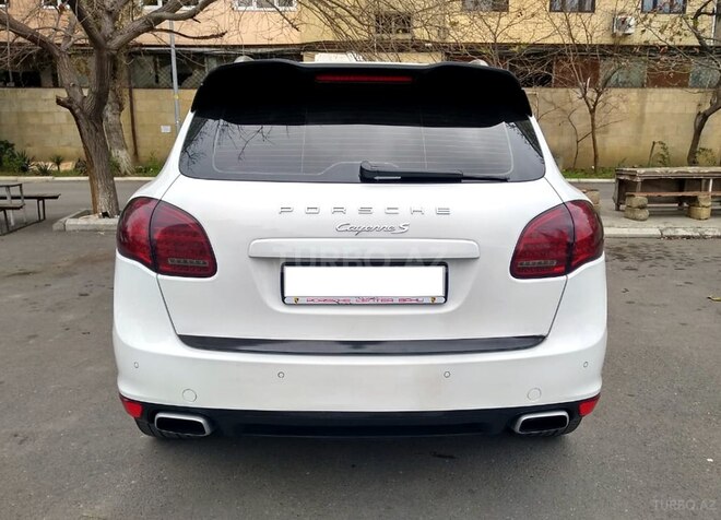 Porsche Cayenne 2013, 66,320 km - 3.6 l - Bakı