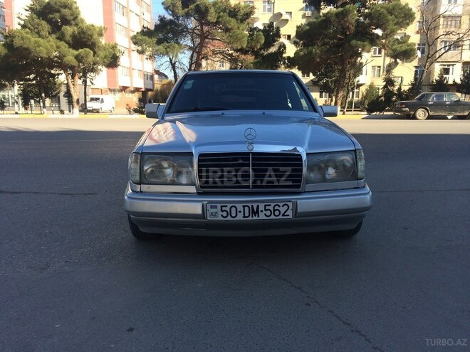 Mercedes E 230 1992, 241,041 km - 2.3 l - Sumqayıt