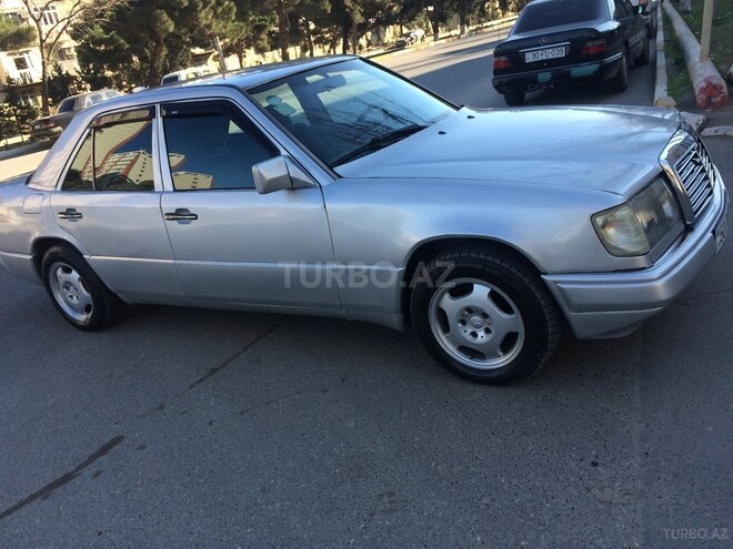 Mercedes E 230 1992, 241,041 km - 2.3 l - Sumqayıt