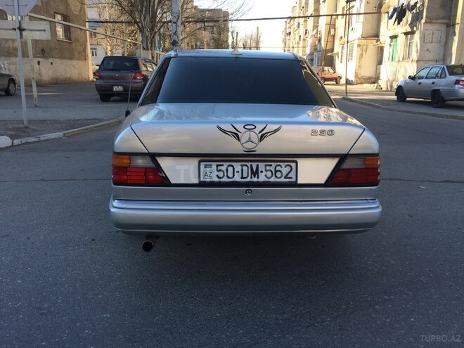 Mercedes E 230 1992, 241,041 km - 2.3 l - Sumqayıt